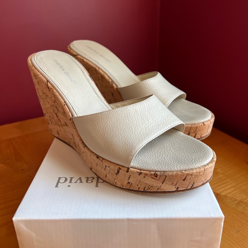 Charles david mark wedge ivory sz 8.5 M